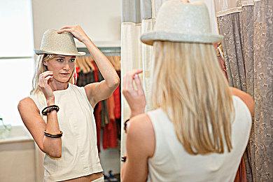 《骷髅女孩：再次返场》DLC角色紫伞预告 2022年初上线